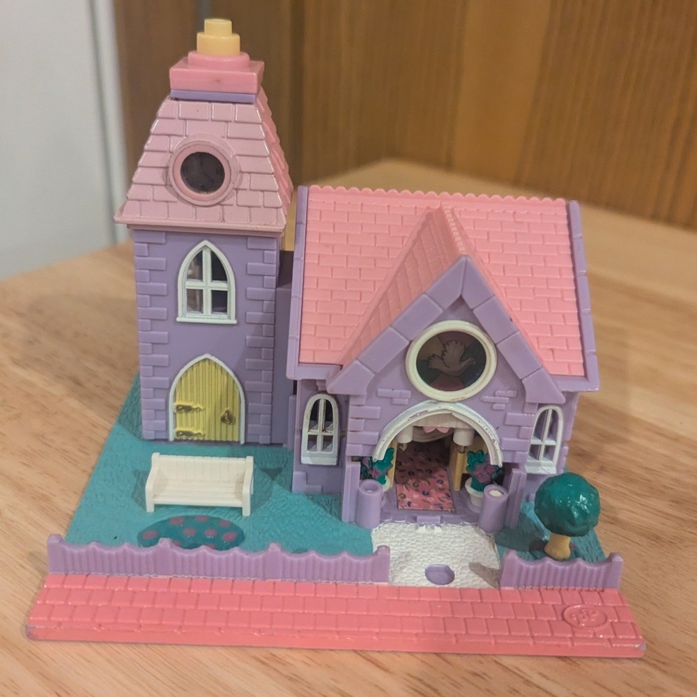 Vintage Polly Pocket Bluebird Wedding Chapel Church Light Up Compact Toy 1993
